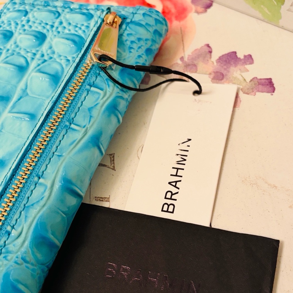 NWT✨BRAHMIN TROPIC BLUE MELBOURNE🩵 ADY WALLET RARE - Picture 13 of 16